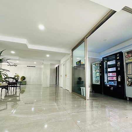 Apartamentos Borinquen 플라야데라스아메리카스 외부 사진