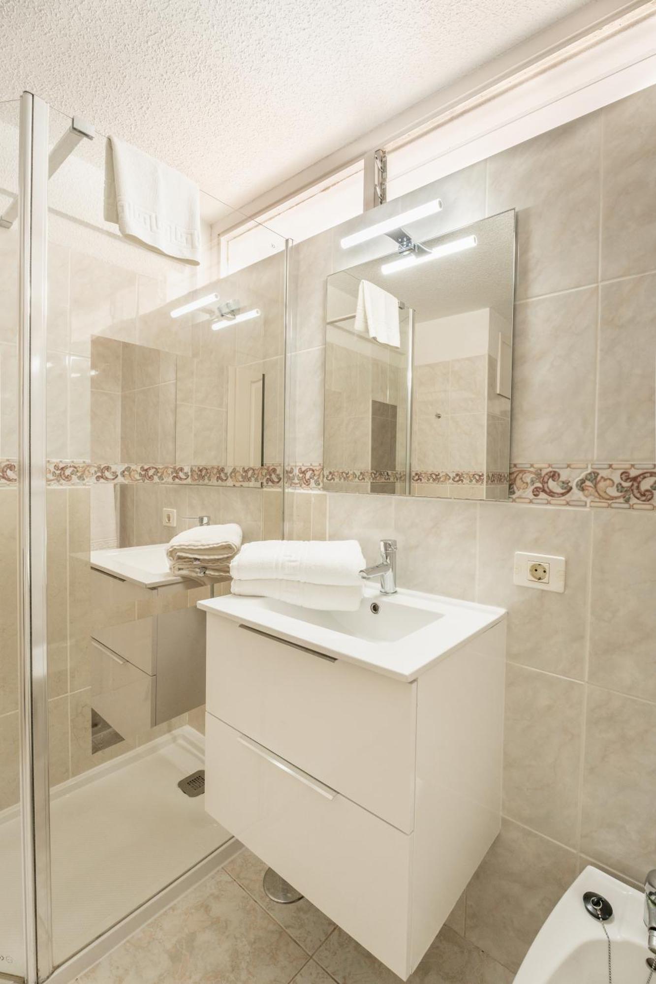 Apartamentos Borinquen 플라야데라스아메리카스 외부 사진