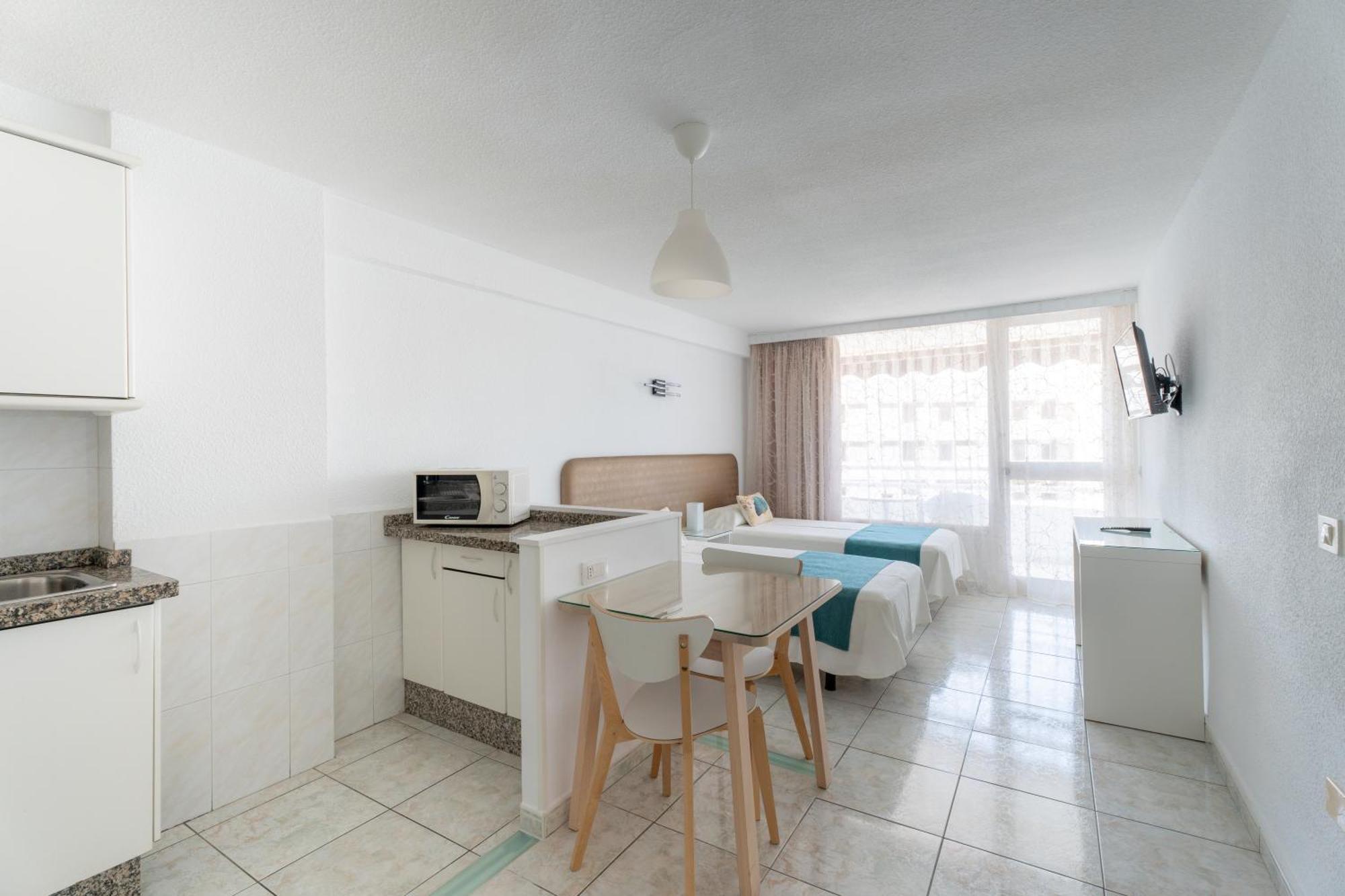 Apartamentos Borinquen 플라야데라스아메리카스 외부 사진
