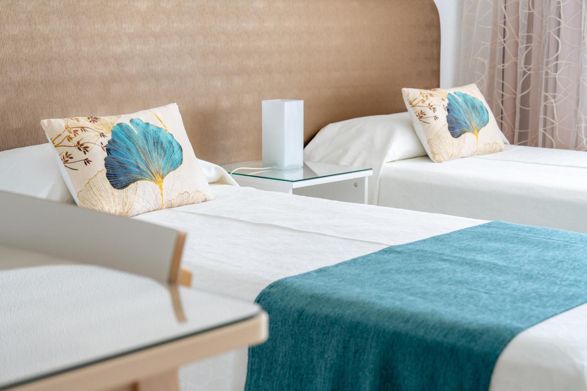 Apartamentos Borinquen 플라야데라스아메리카스 외부 사진